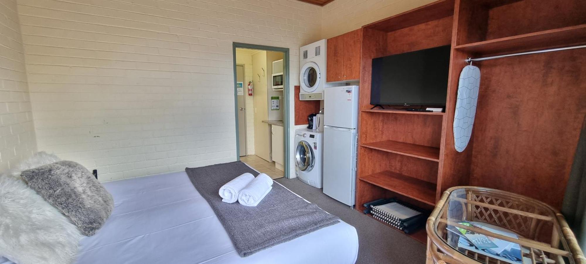 Cedarwood Apartments Фолс-Крик Экстерьер фото