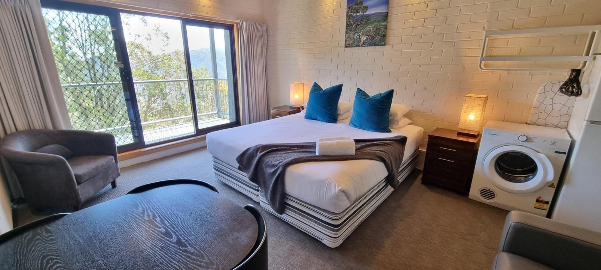 Cedarwood Apartments Фолс-Крик Экстерьер фото